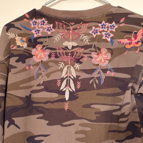 Johnny Was Embroidered Camo Thermal Henley - Picture 3 of 10